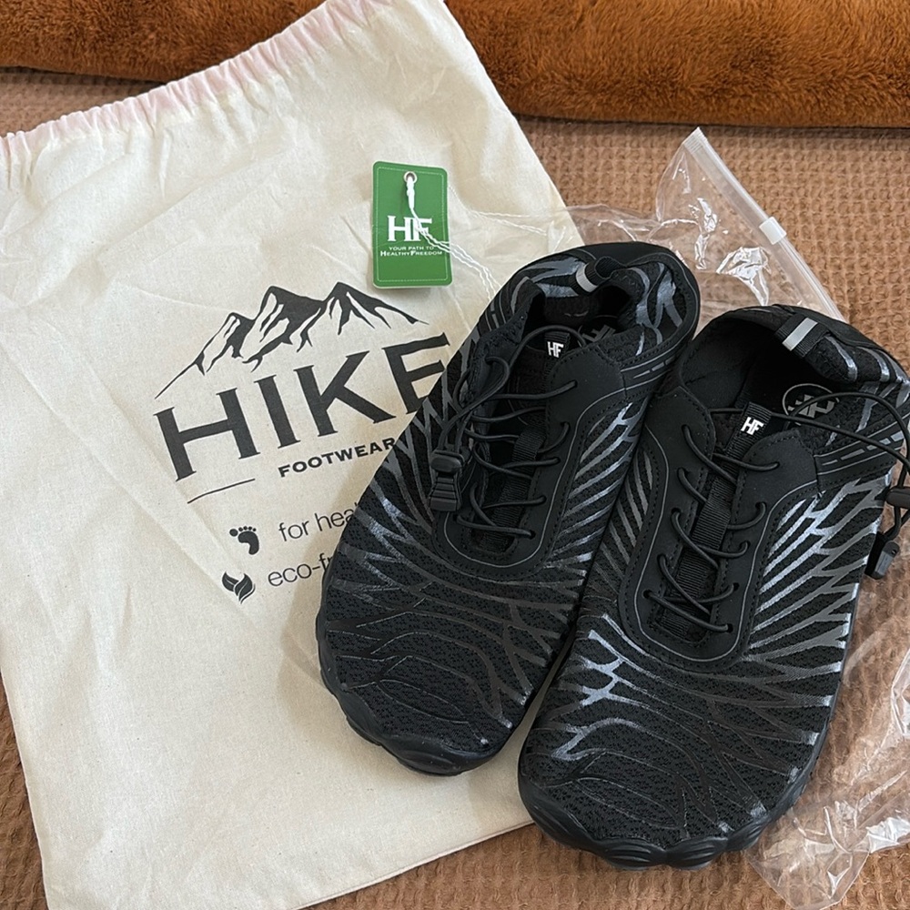 Hike Footwear Men’s Barefoot Shoes sz 10
